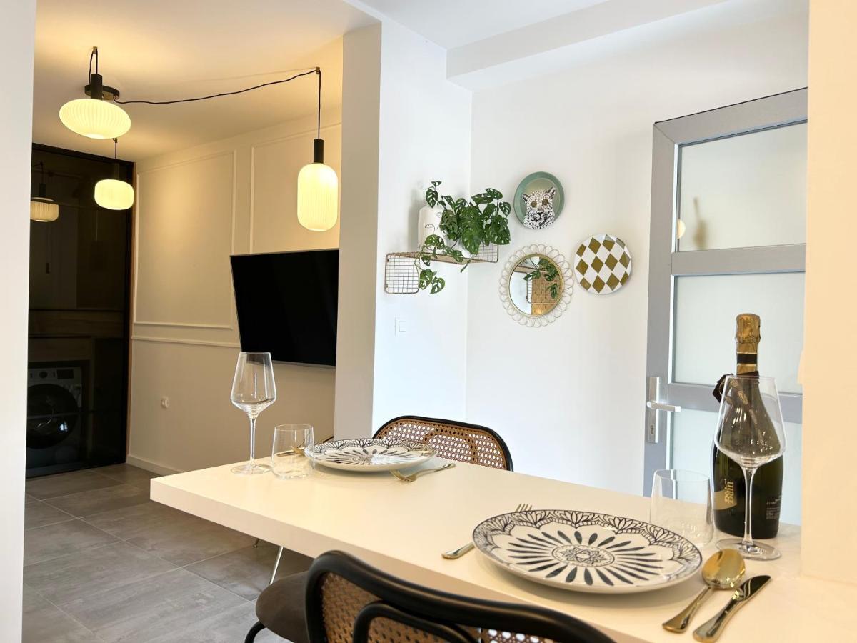 Studio Apartment Smile, Near Beach & Center, Free Parking, Balcony Μακάρσκα Εξωτερικό φωτογραφία